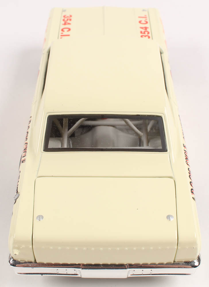 Dale Earnhardt Sr. LE #8 1st Asphalt Win 1964 Chevrolet Chevelle 1:24 Diecast Car at PristineAuction.com Dale Earnhardt Sr. LE #8 1st Asphalt Win 1964 Chevrolet Chevelle 1:24 Diecast Car at PristineAuction.com