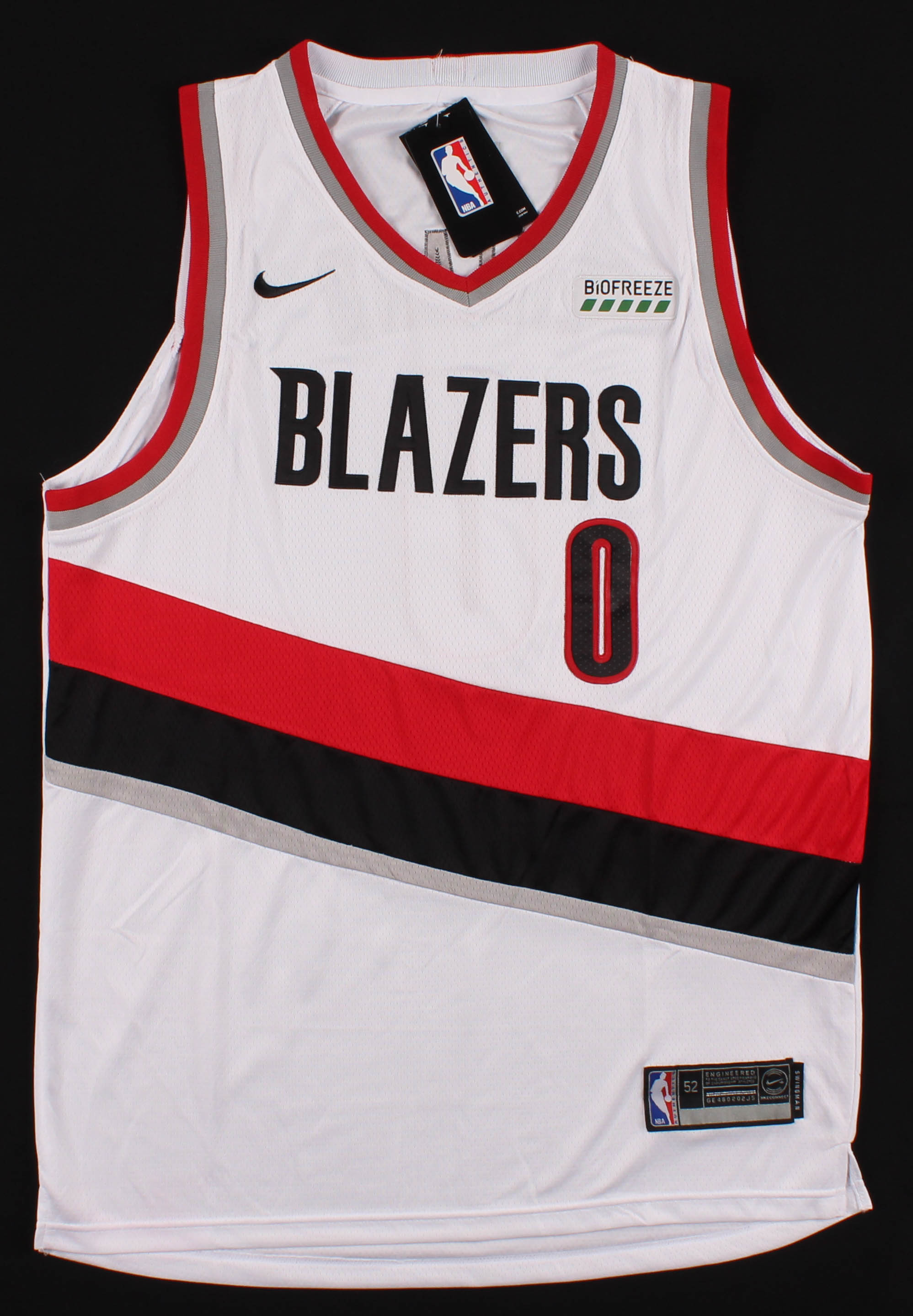Damian Lillard Signed Trail Blazers Jersey (Beckett COA) at PristineAuction.com Damian Lillard Signed Trail Blazers Jersey (Beckett COA) at PristineAuction.com