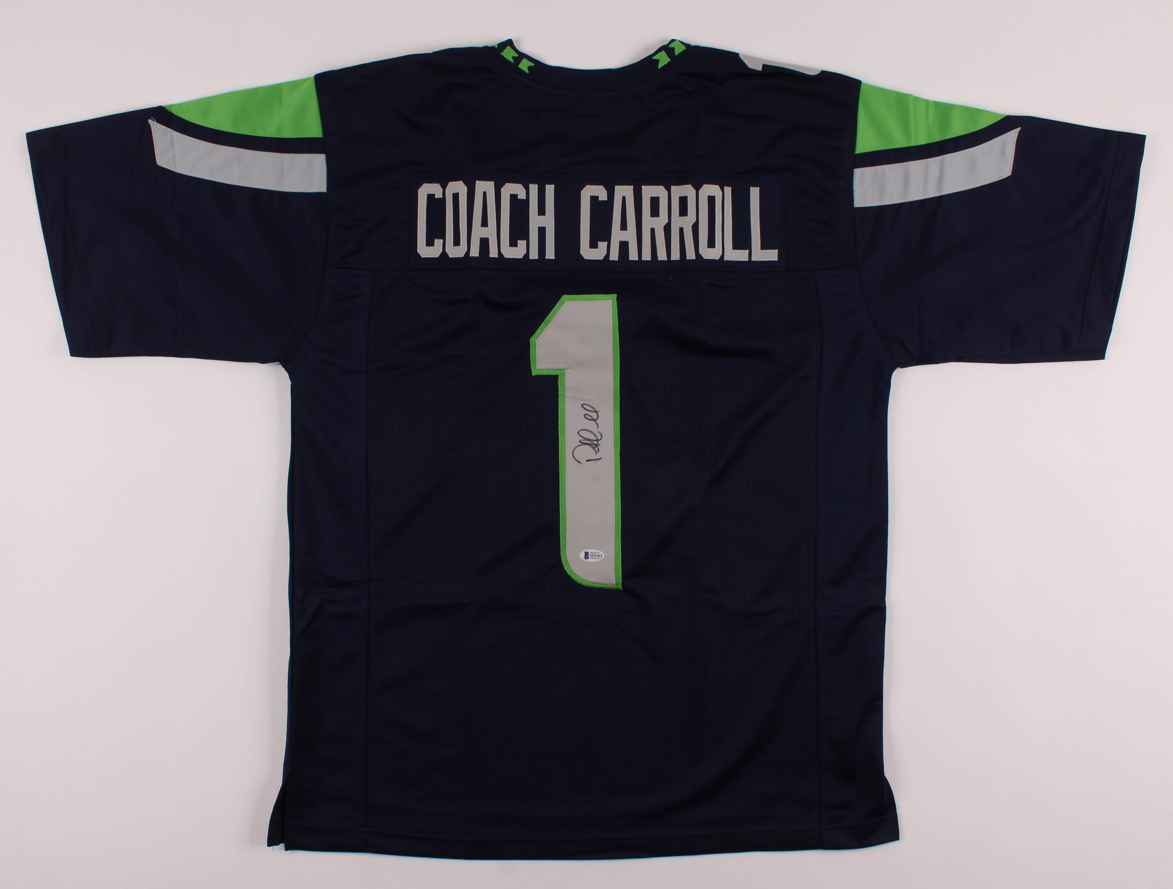 Pete Carroll Signed Jersey (Beckett COA) at PristineAuction.com Pete Carroll Signed Jersey (Beckett COA) at PristineAuction.com