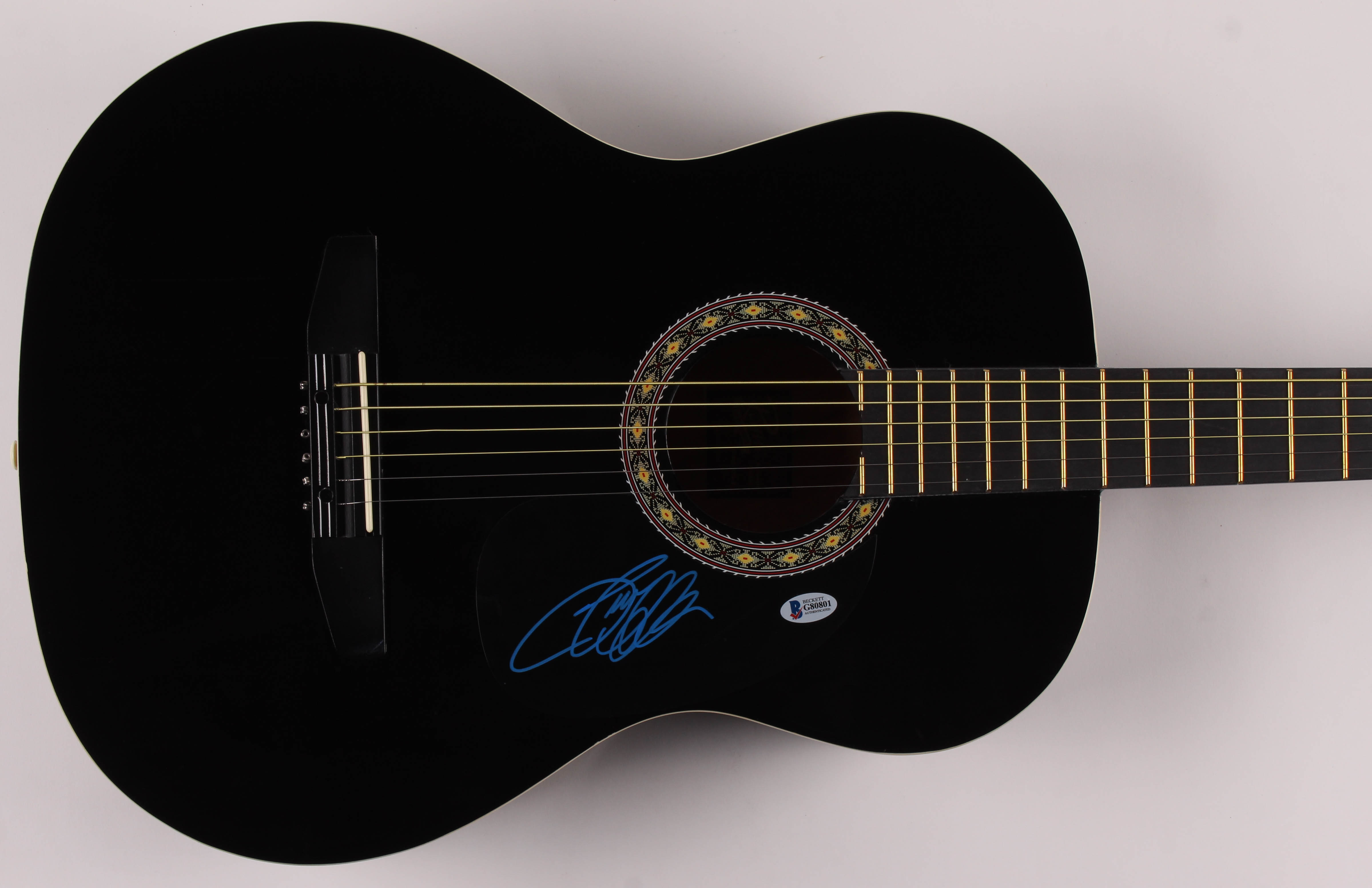 Jason Aldean Signed 38" Acoustic Guitar (Beckett COA) at PristineAuction.com Jason Aldean Signed 38" Acoustic Guitar (Beckett COA) at PristineAuction.com