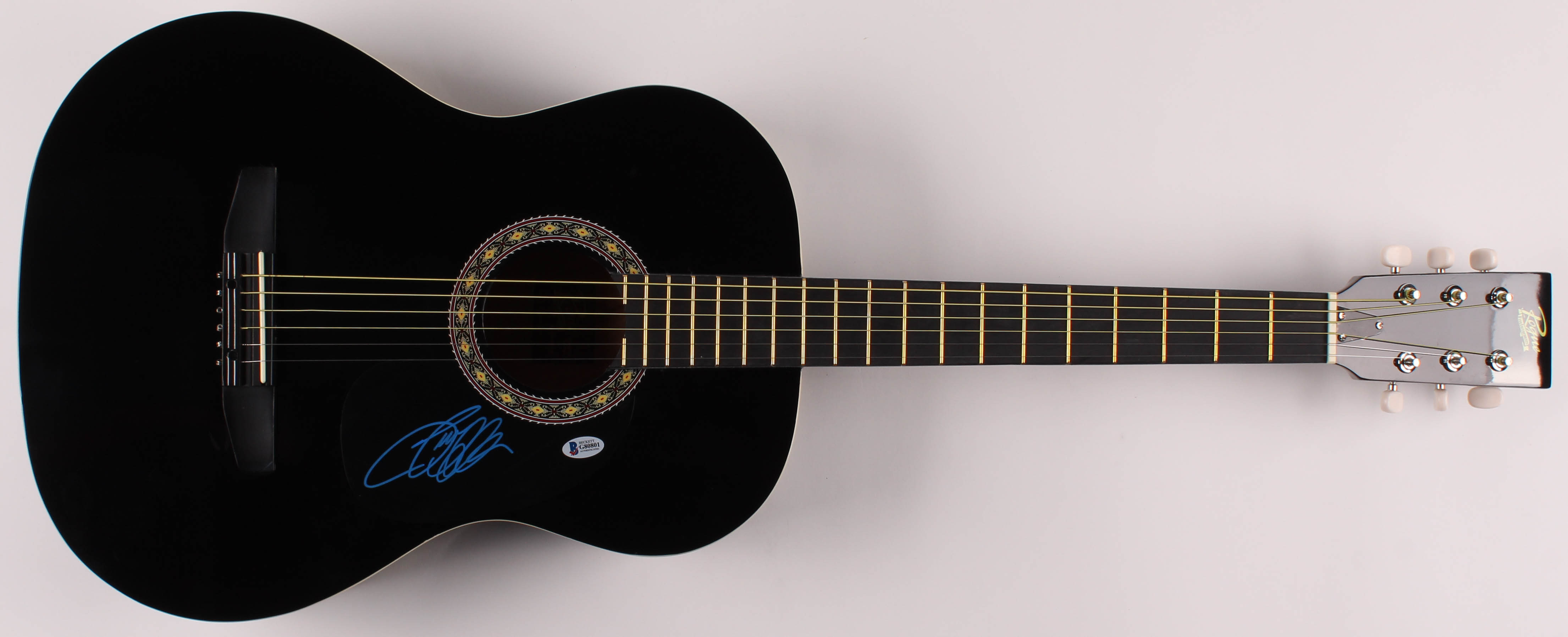 Jason Aldean Signed 38" Acoustic Guitar (Beckett COA) at PristineAuction.com Jason Aldean Signed 38" Acoustic Guitar (Beckett COA) at PristineAuction.com