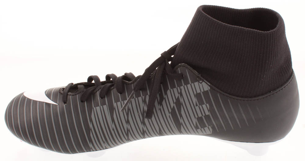 Cristiano Ronaldo Signed Nike Soccer Cleat (Beckett COA) at PristineAuction.com Cristiano Ronaldo Signed Nike Soccer Cleat (Beckett COA) at PristineAuction.com