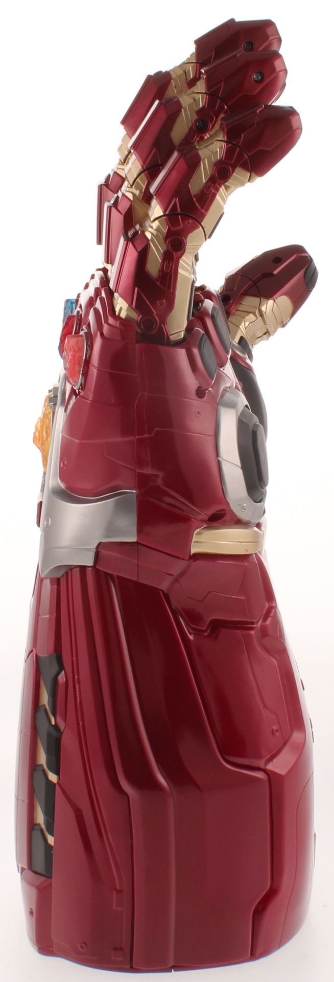 Marvel Legends Avengers: Endgame Gauntlet Prop Replica at PristineAuction.com Marvel Legends Avengers: Endgame Gauntlet Prop Replica at PristineAuction.com