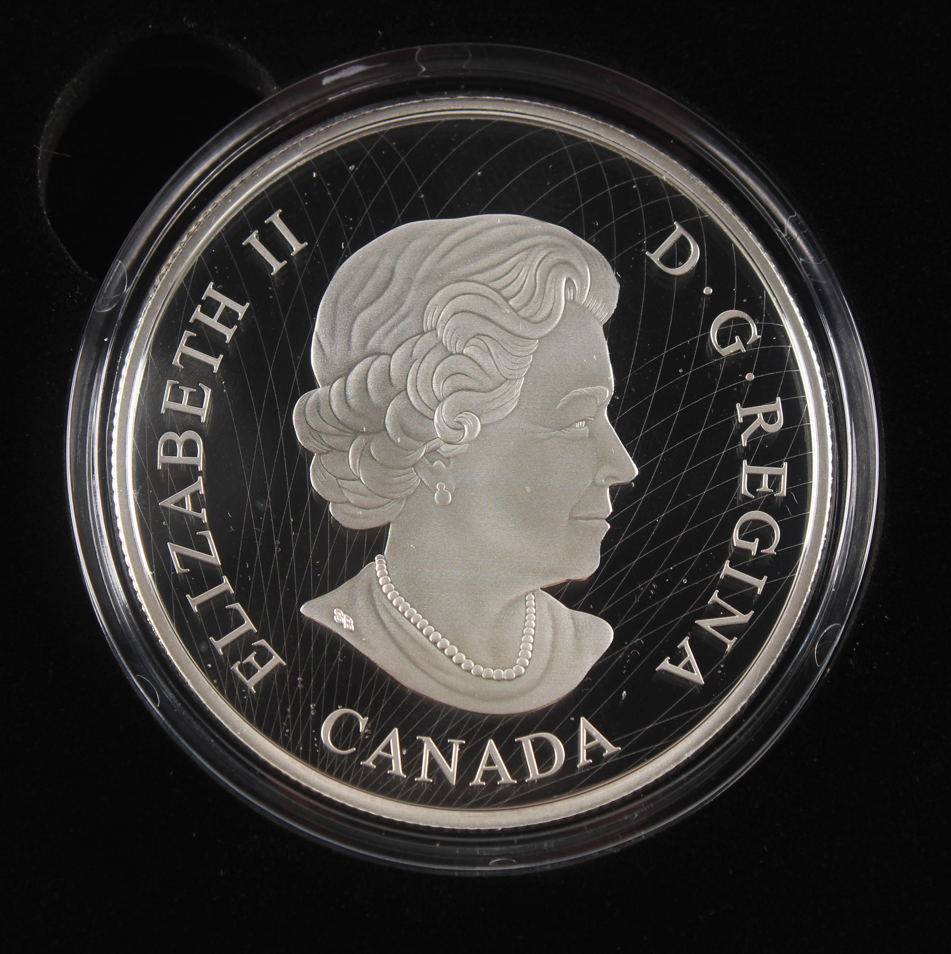 2016 Batman vs. Superman: Dawn of Justice $30 Thirty Dollar 2 oz Fine Silver Colorized Coin with Display Box at PristineAuction.com 2016 Batman vs. Superman: Dawn of Justice $30 Thirty Dollar 2 oz Fine Silver Colorized Coin with Display Box at PristineAuction.com