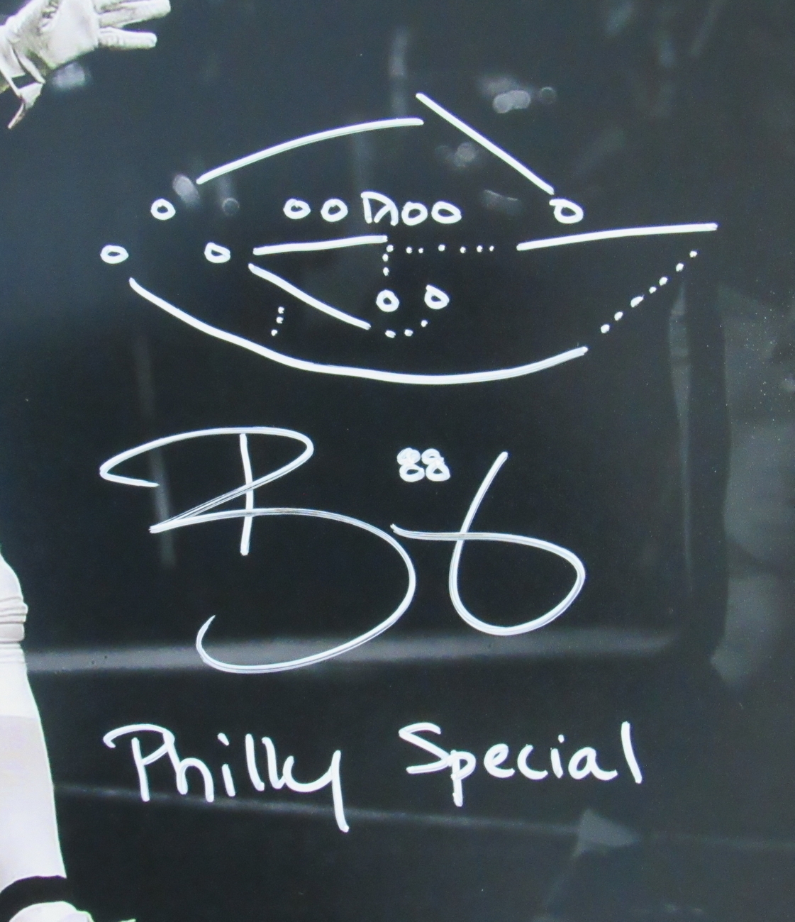 Trey Burton Signed Eagles 16x20 Photo Inscribed "Philly Special" With Hand-Drawn Play (JSA COA) at PristineAuction.com Trey Burton Signed Eagles 16x20 Photo Inscribed "Philly Special" With Hand-Drawn Play (JSA COA) at PristineAuction.com