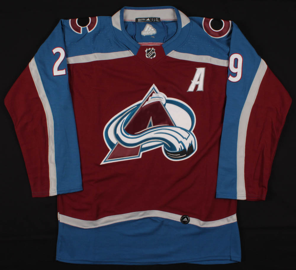 Nathan MacKinnon Signed Avalanche Jersey (JSA COA) at PristineAuction.com Nathan MacKinnon Signed Avalanche Jersey (JSA COA) at PristineAuction.com