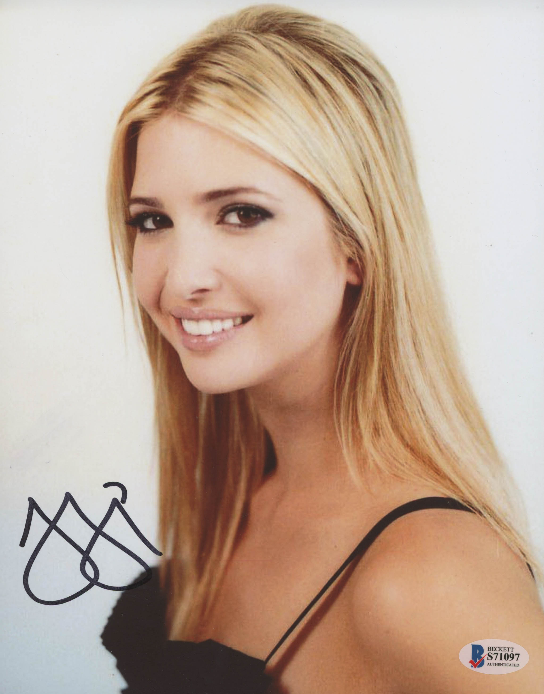 Ivanka Trump Signed 8x10 Photo (Beckett COA) at PristineAuction.com Ivanka Trump Signed 8x10 Photo (Beckett COA) at PristineAuction.com