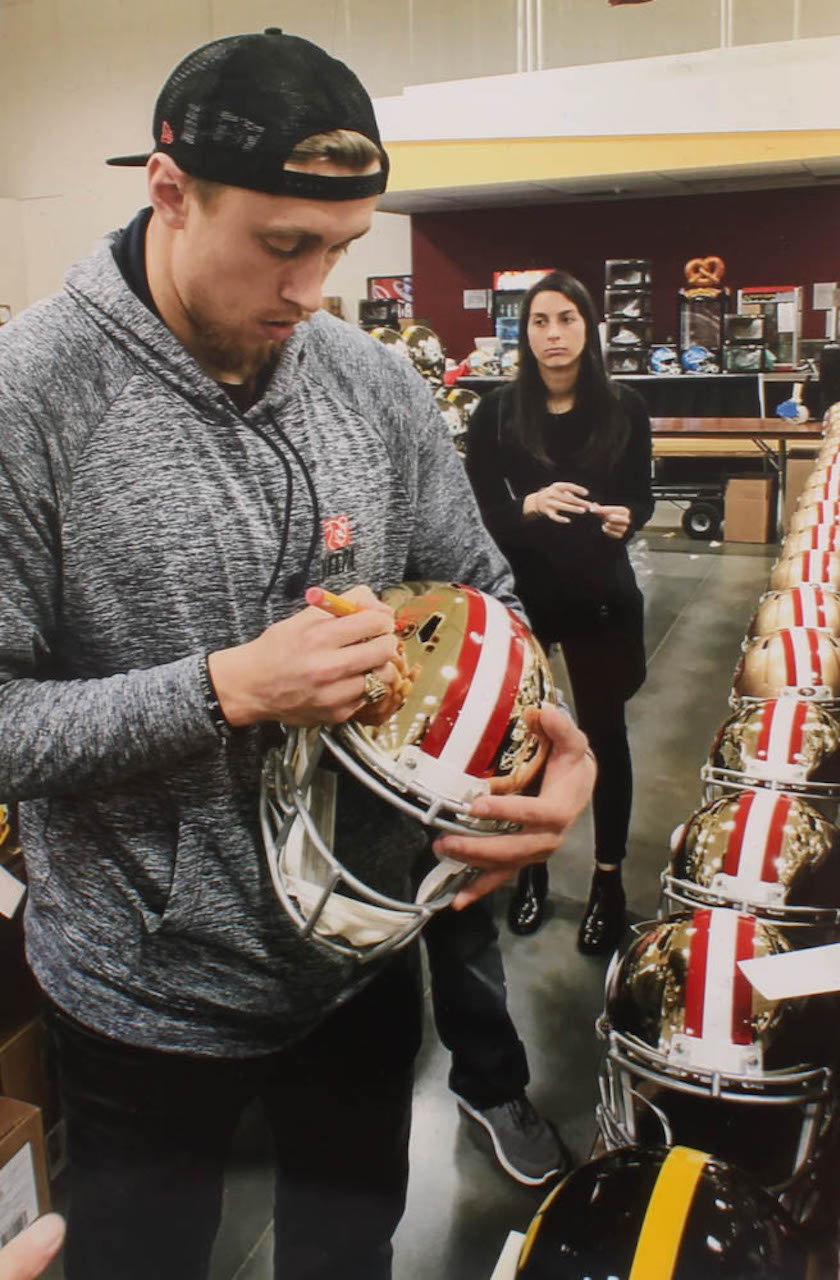 George Kittle Signed 49ers Full-Size Chrome Speed Helmet (Beckett COA) at PristineAuction.com George Kittle Signed 49ers Full-Size Chrome Speed Helmet (Beckett COA) at PristineAuction.com
