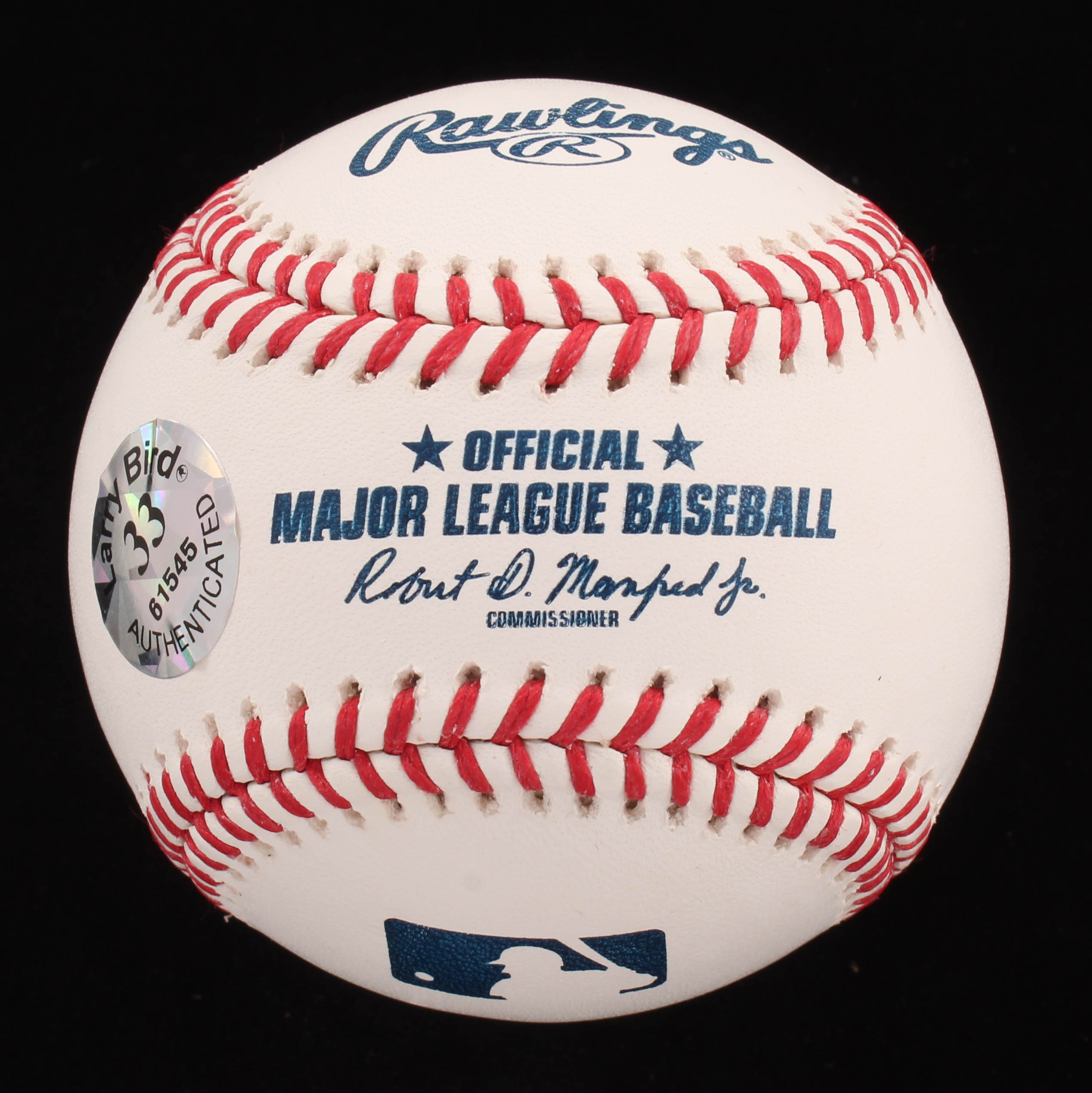 Larry Bird Signed OML Baseball with High Quality Display Case & Pin (Larry Bird Hologram) at PristineAuction.com Larry Bird Signed OML Baseball with High Quality Display Case & Pin (Larry Bird Hologram) at PristineAuction.com