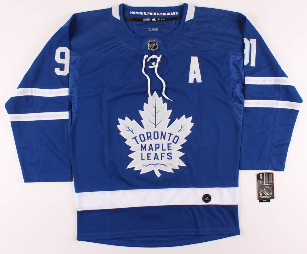 John Tavares Signed Maple Leafs Jersey (PSA COA) at PristineAuction.com John Tavares Signed Maple Leafs Jersey (PSA COA) at PristineAuction.com