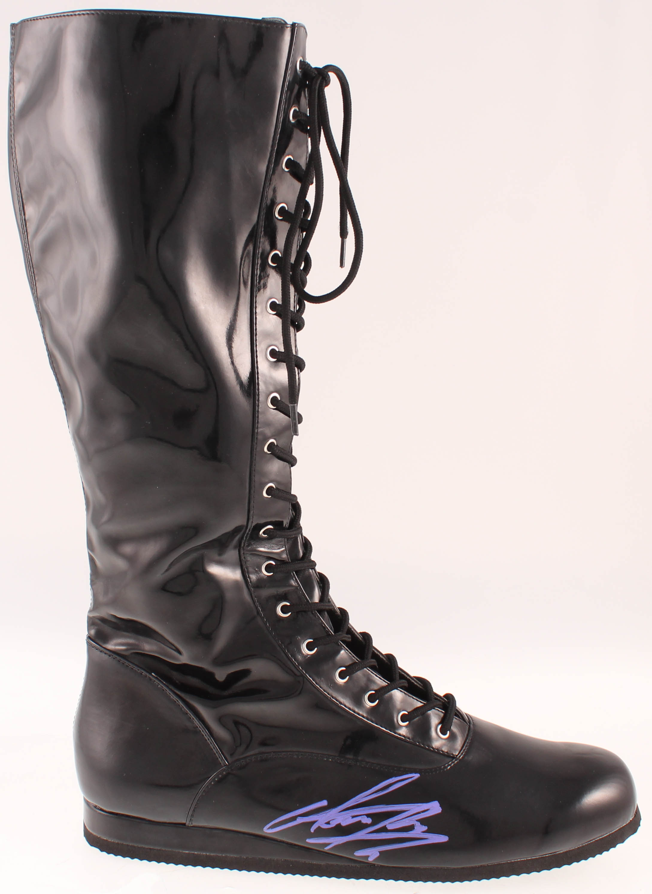 The Undertaker Signed Wrestling Boot (PSA Hologram) at PristineAuction.com The Undertaker Signed Wrestling Boot (PSA Hologram) at PristineAuction.com