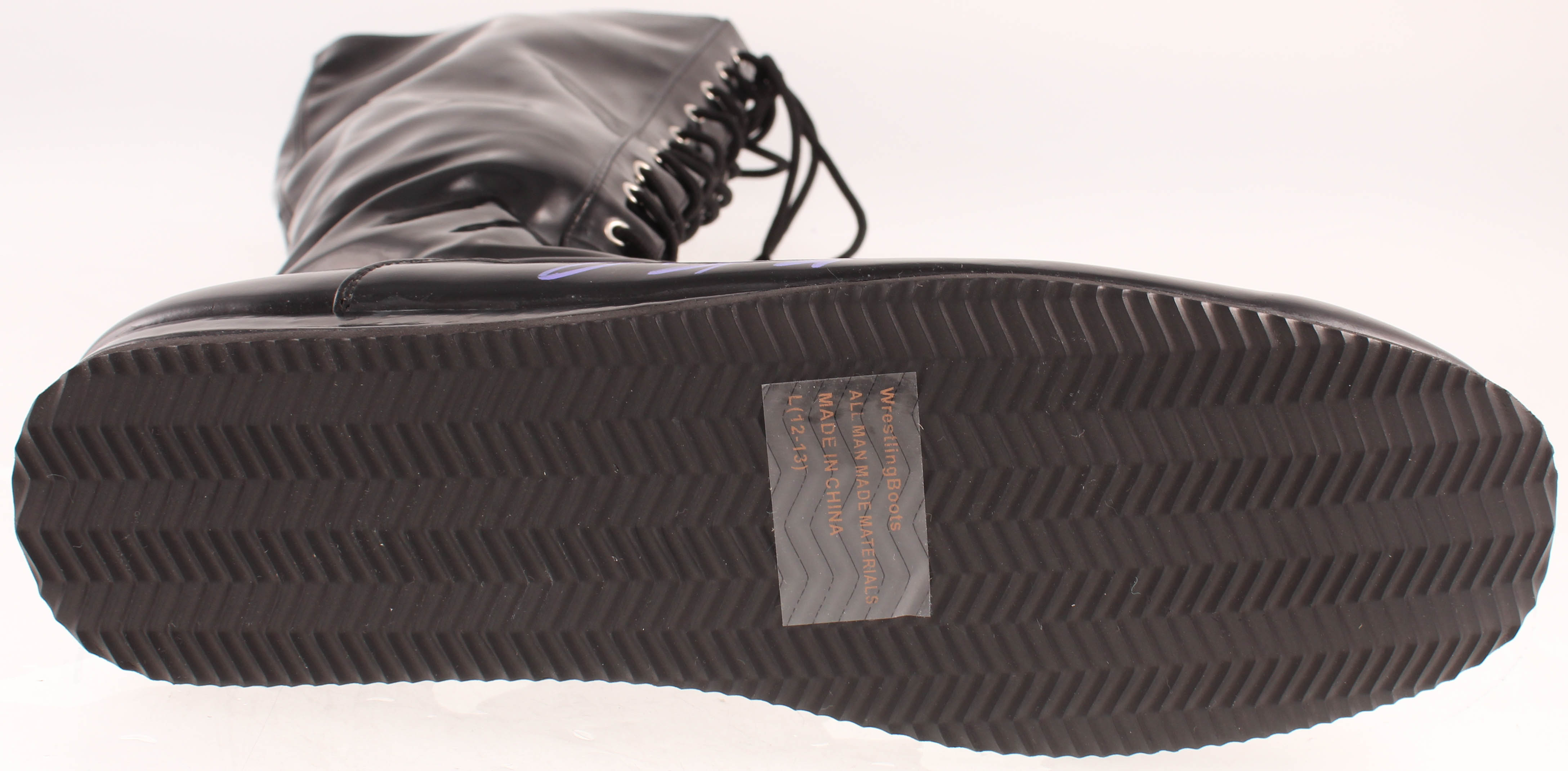 The Undertaker Signed Wrestling Boot (PSA Hologram) at PristineAuction.com The Undertaker Signed Wrestling Boot (PSA Hologram) at PristineAuction.com