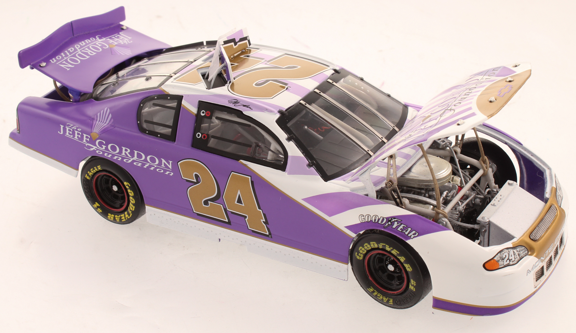 Jeff Gordon LE NASCAR #24 Foundation 2001 Monte Carlo -1:24 Scale Die Cast Car at PristineAuction.com Jeff Gordon LE NASCAR #24 Foundation 2001 Monte Carlo -1:24 Scale Die Cast Car at PristineAuction.com