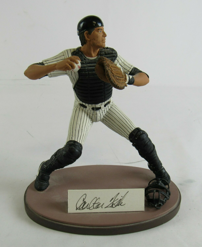 Carlton Fisk Signed White Sox "The Commander" LE Gartlan Figurine (Gartlan Authentic) Pristine