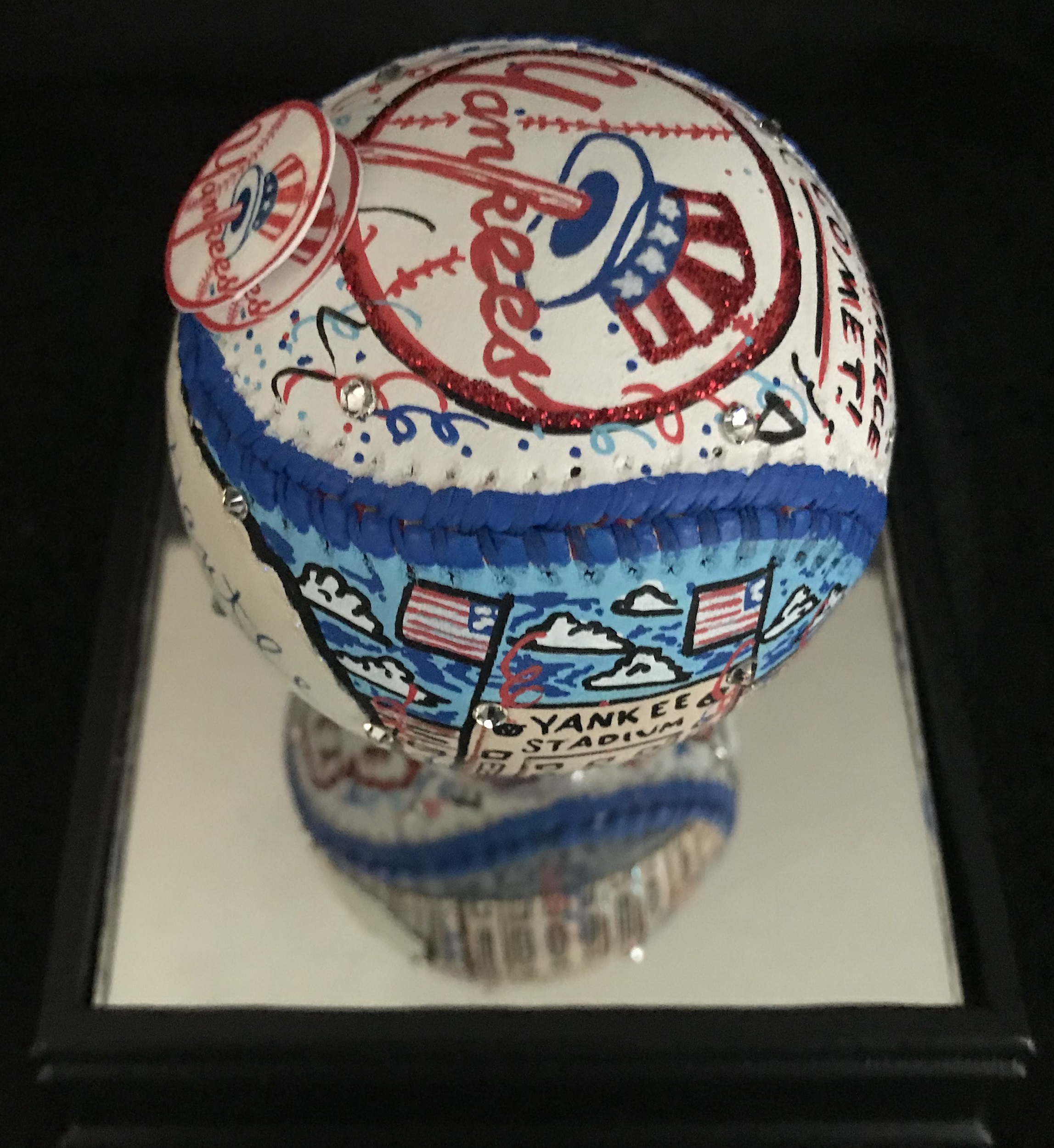 Mickey Mantle & Charles Fazzino Signed Yankees Hand-Painted Baseball with High Quality Display Case (UDA COA & Fazzino COA) at PristineAuction.com Mickey Mantle & Charles Fazzino Signed Yankees Hand-Painted Baseball with High Quality Display Case (UDA COA & Fazzino COA) at PristineAuction.com