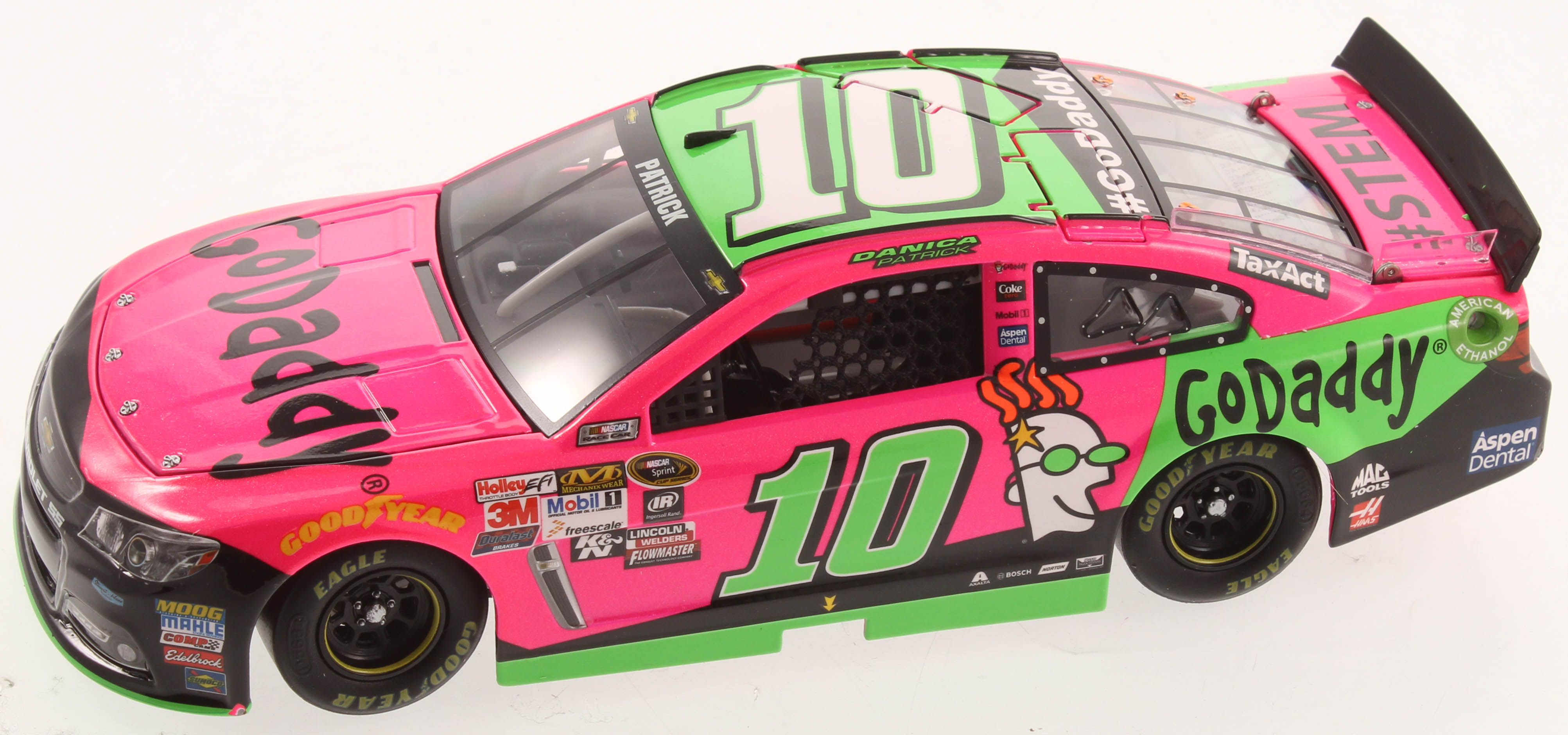 Danica Patrick LE NASCAR #10 GoDaddy Pink 2015 SS 1:24 Scale Die