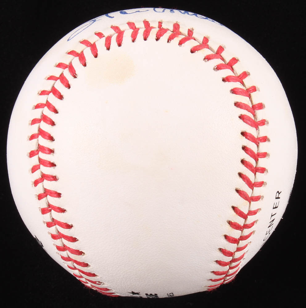 Stan Musial Signed ONL Baseball (JSA COA) at PristineAuction.com Stan Musial Signed ONL Baseball (JSA COA) at PristineAuction.com