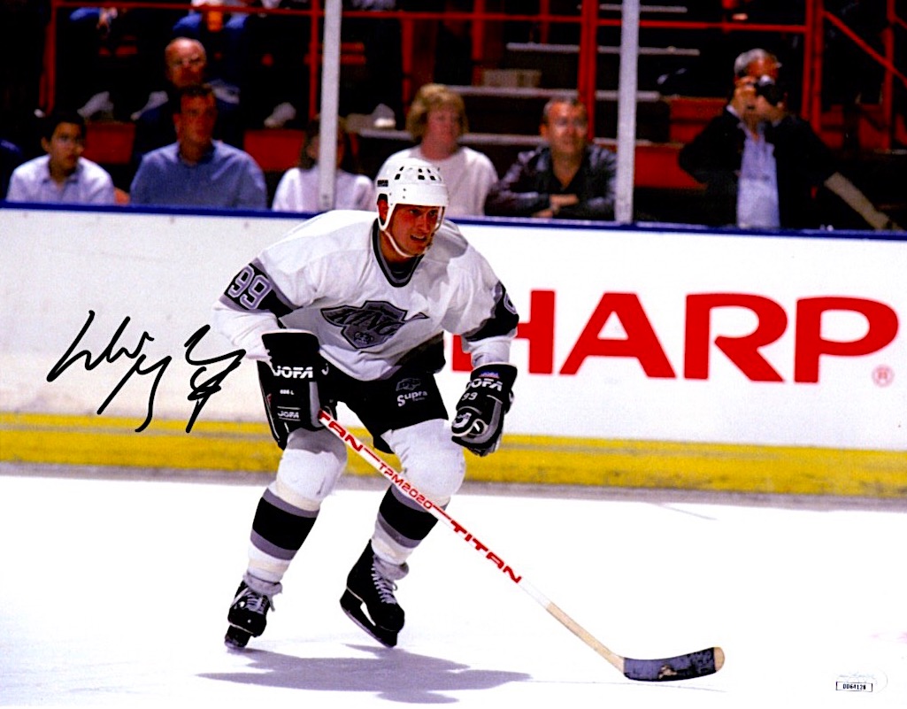 Wayne Gretzky Signed Kings 11x14 Photo (JSA COA) at PristineAuction.com Wayne Gretzky Signed Kings 11x14 Photo (JSA COA) at PristineAuction.com