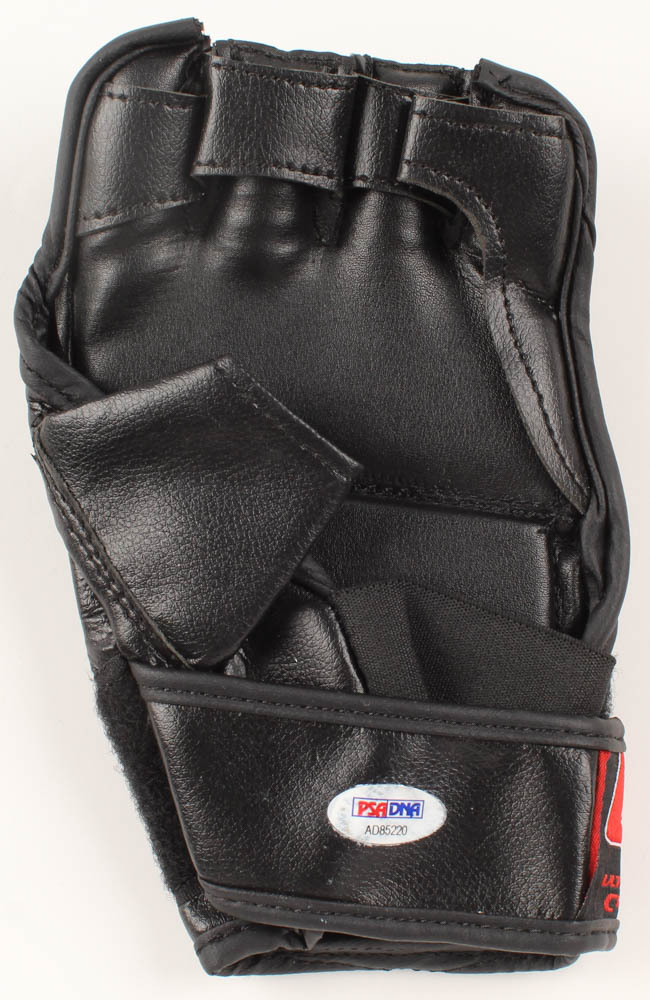 Alex Pereira Signed Autographed UFC Glove COA BAS Beckett #BH031942