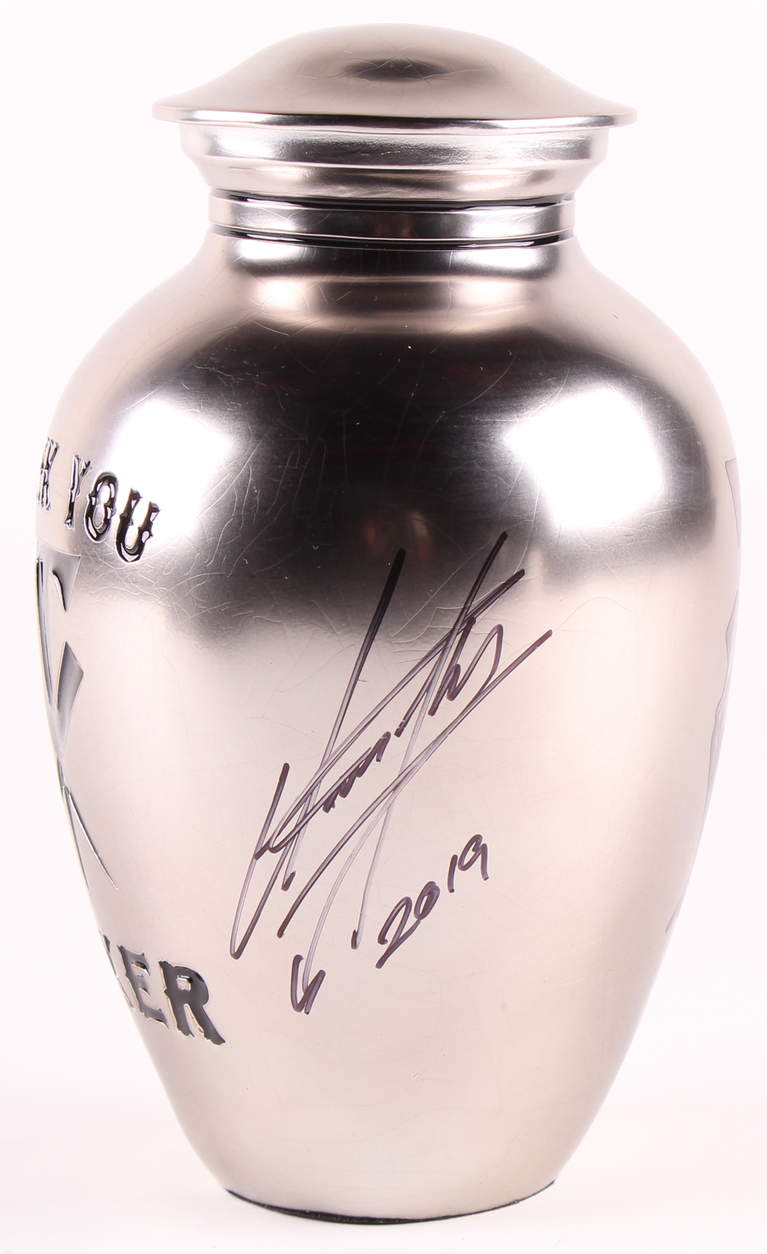 The Undertaker Signed "Thank You Taker" Commemorative Urn with Carrier Coffin Box Inscribed "2019" (JSA Hologram) at PristineAuction.com The Undertaker Signed "Thank You Taker" Commemorative Urn with Carrier Coffin Box Inscribed "2019" (JSA Hologram) at PristineAuction.com