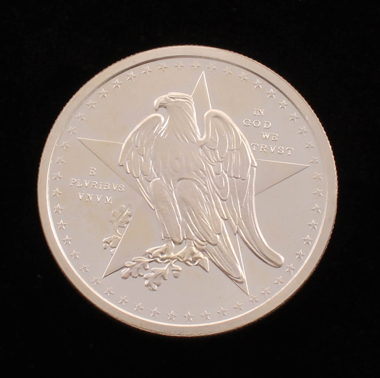 1 Troy Ounce .999 Fine Silver "Remember the Alamo" Bullion Round at PristineAuction.com 1 Troy Ounce .999 Fine Silver "Remember the Alamo" Bullion Round at PristineAuction.com