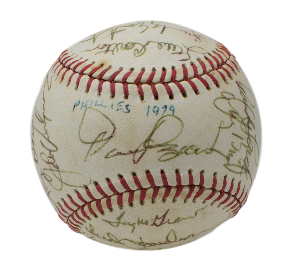 1979 Phillies ONL Baseball Team-Signed by (17) with Pete Rose, Steve Carlton, Tug McGraw (Beckett LOA) at PristineAuction.com 1979 Phillies ONL Baseball Team-Signed by (17) with Pete Rose, Steve Carlton, Tug McGraw (Beckett LOA) at PristineAuction.com