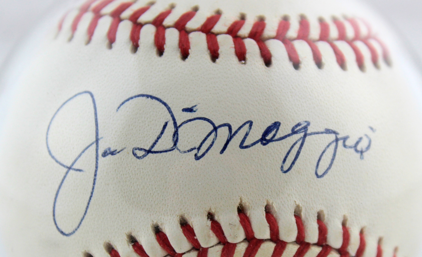 Joe DiMaggio Signed OAL Baseball with Display Case (Beckett LOA & JSA COA) at PristineAuction.com Joe DiMaggio Signed OAL Baseball with Display Case (Beckett LOA & JSA COA) at PristineAuction.com