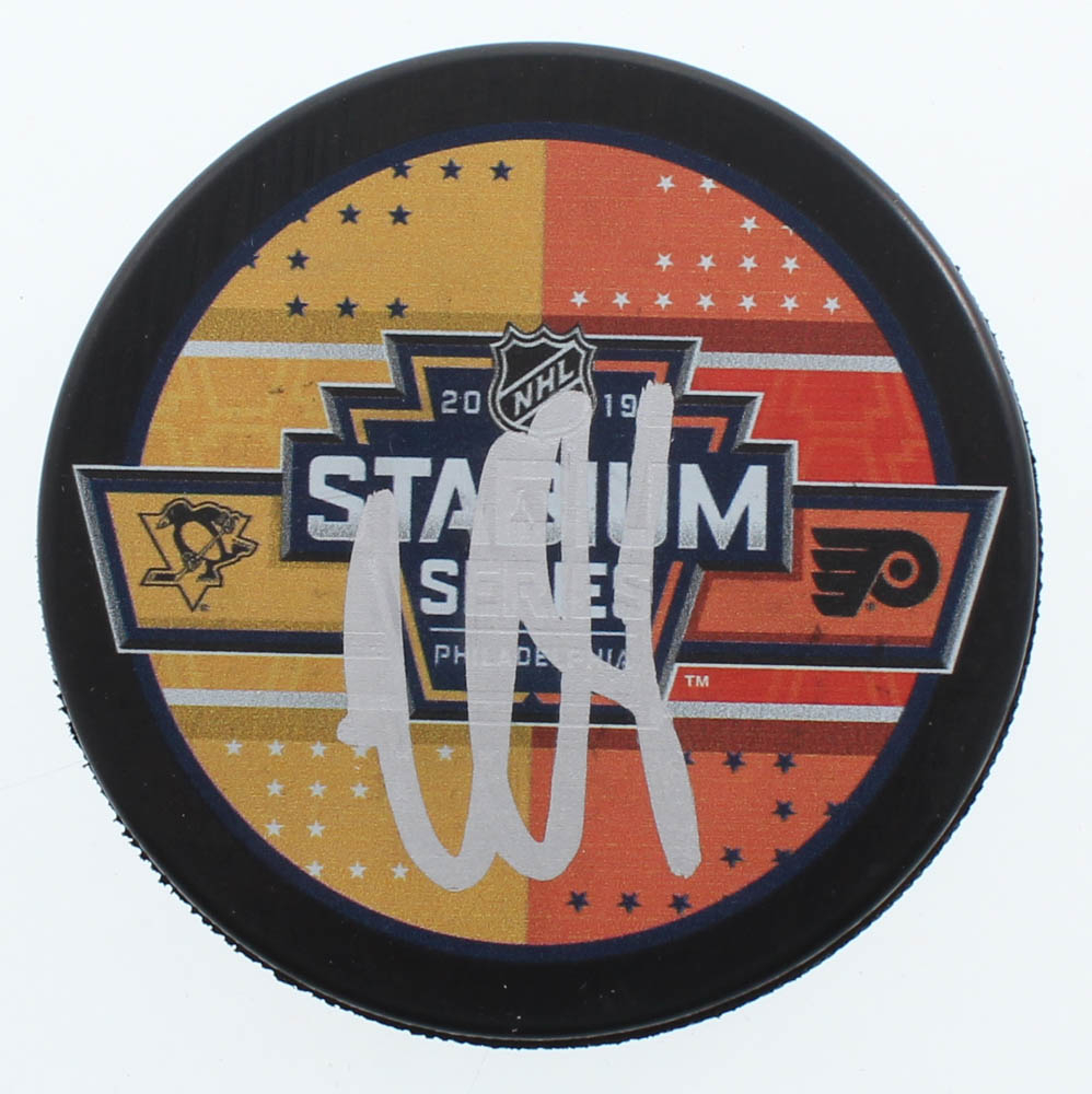 claude giroux signed puck