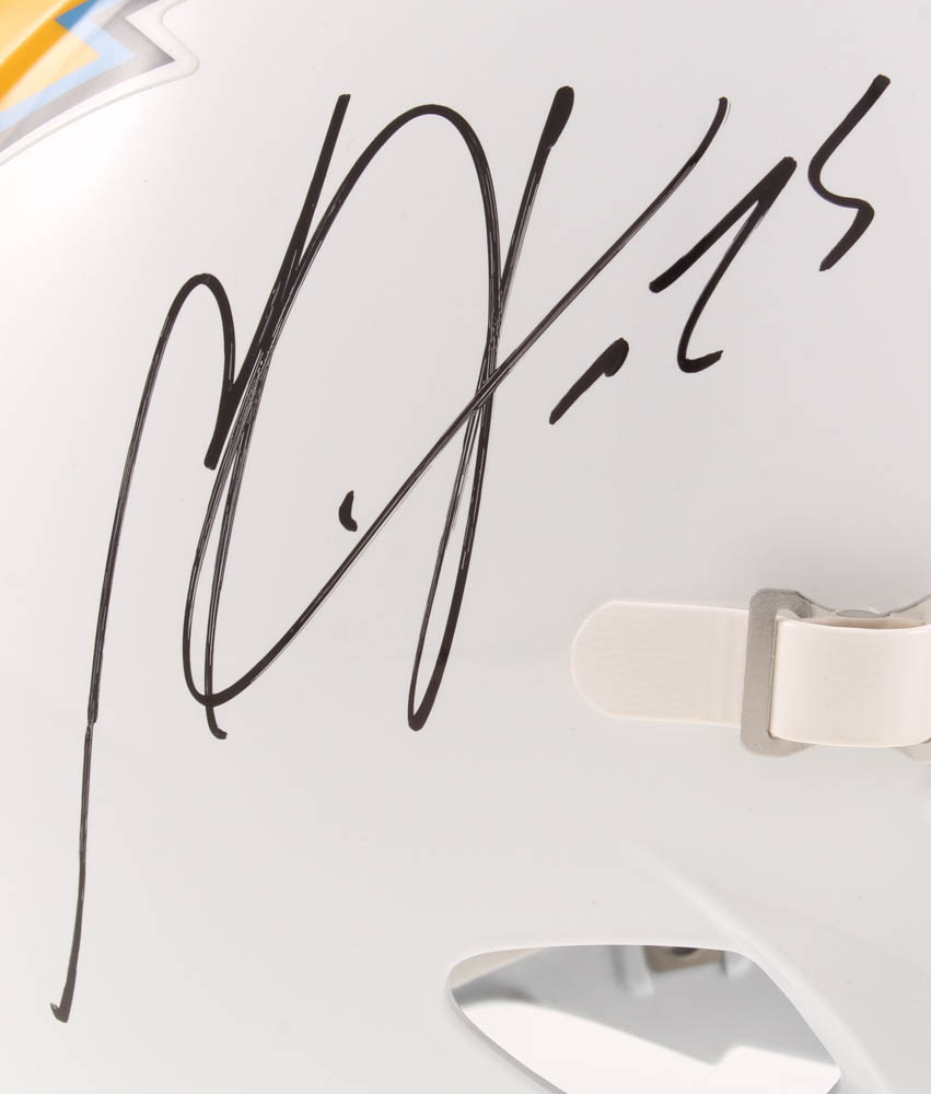 Melvin Gordon Signed Chargers Full-Size Speed Helmet (Beckett COA) at PristineAuction.com Melvin Gordon Signed Chargers Full-Size Speed Helmet (Beckett COA) at PristineAuction.com