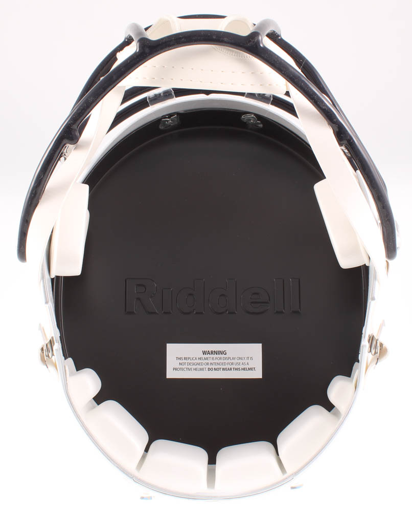 Melvin Gordon Signed Chargers Full-Size Speed Helmet (Beckett COA) at PristineAuction.com Melvin Gordon Signed Chargers Full-Size Speed Helmet (Beckett COA) at PristineAuction.com