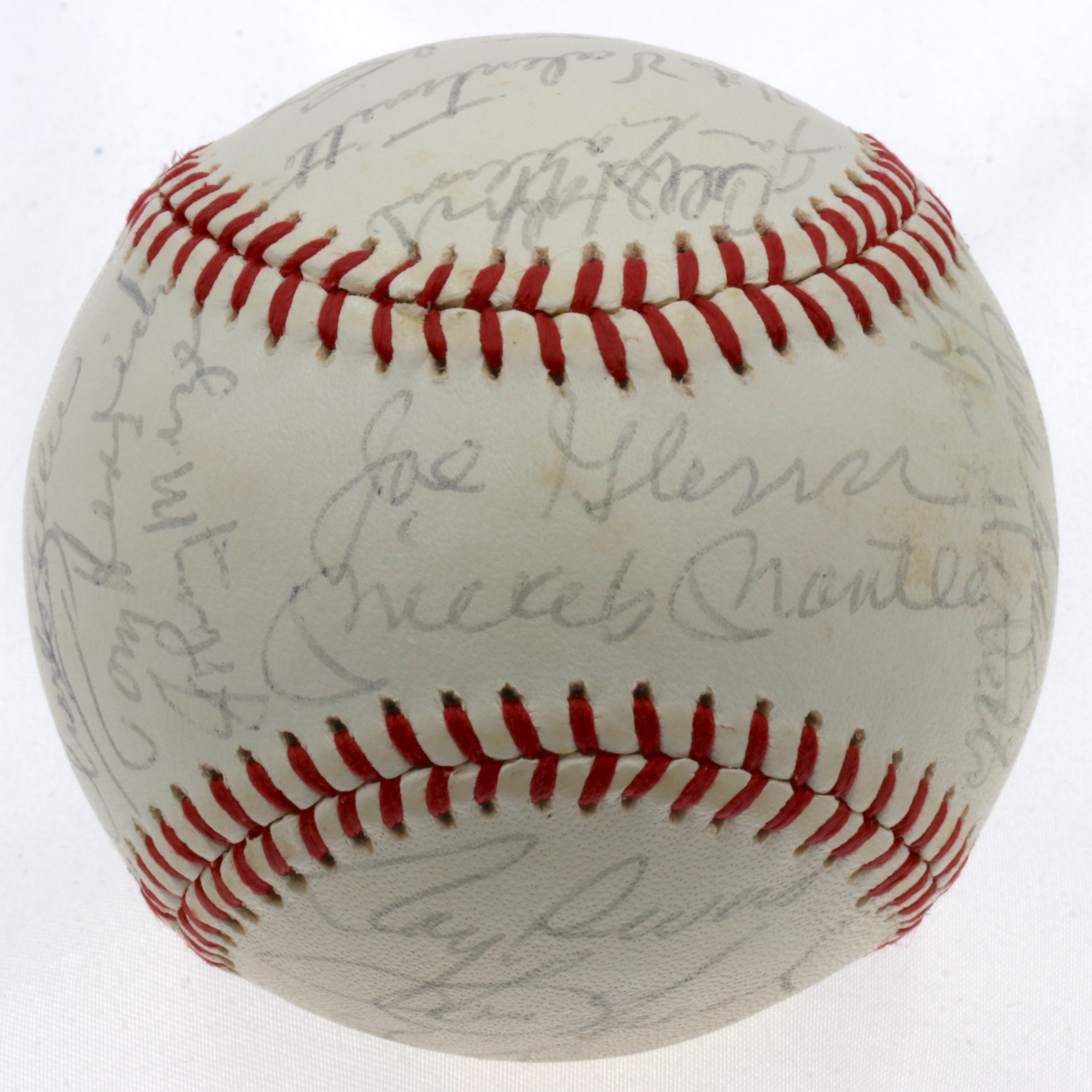 Yankees Greats OAL Baseball Signed by (28) with Mickey Mantle, Roger Maris, Yogi Berra, Bill Dickey, Phil Rizzuto, Johnny Mize (PSA LOA) at PristineAuction.com Yankees Greats OAL Baseball Signed by (28) with Mickey Mantle, Roger Maris, Yogi Berra, Bill Dickey, Phil Rizzuto, Johnny Mize (PSA LOA) at PristineAuction.com