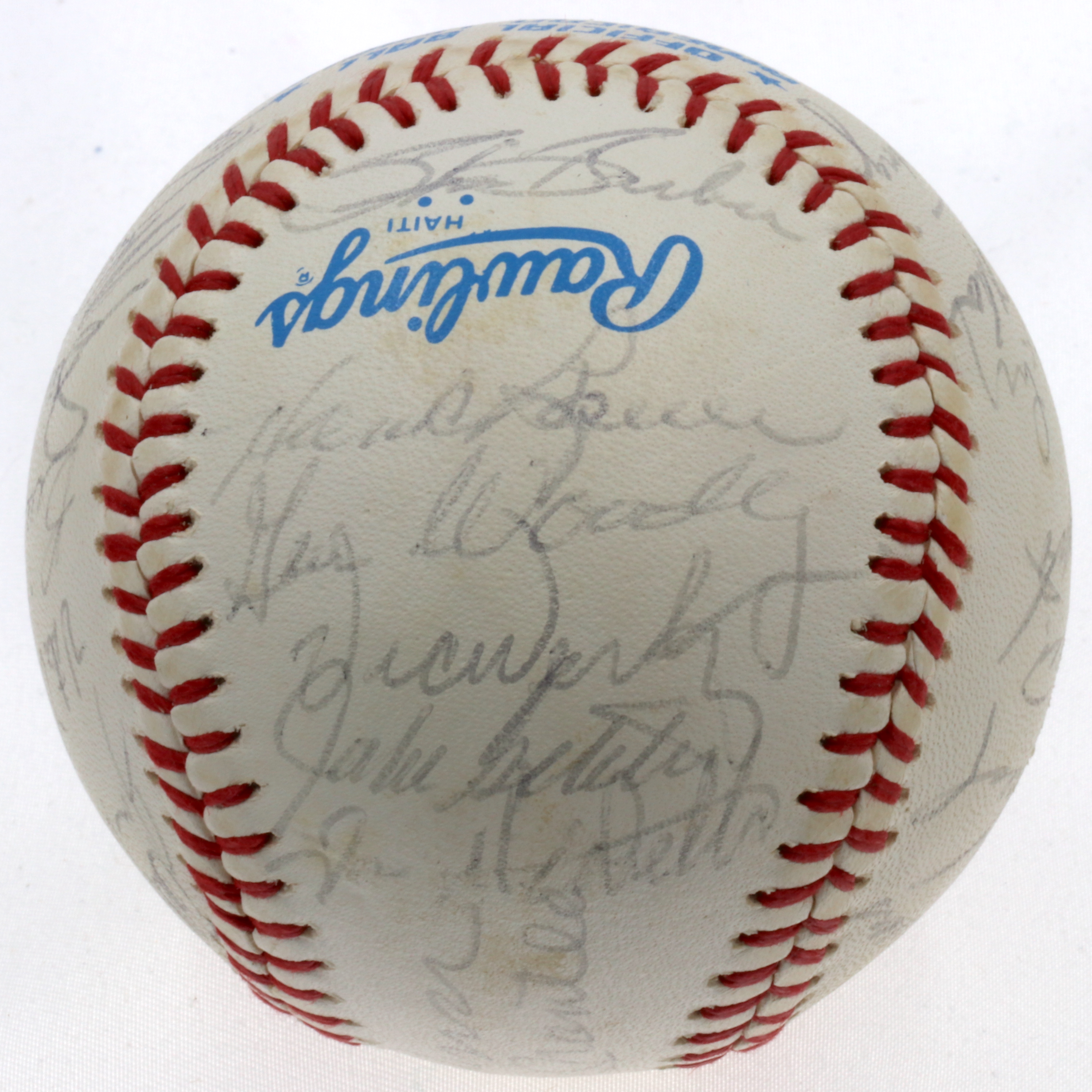 Yankees Greats OAL Baseball Signed by (28) with Mickey Mantle, Roger Maris, Yogi Berra, Bill Dickey, Phil Rizzuto, Johnny Mize (PSA LOA) at PristineAuction.com Yankees Greats OAL Baseball Signed by (28) with Mickey Mantle, Roger Maris, Yogi Berra, Bill Dickey, Phil Rizzuto, Johnny Mize (PSA LOA) at PristineAuction.com
