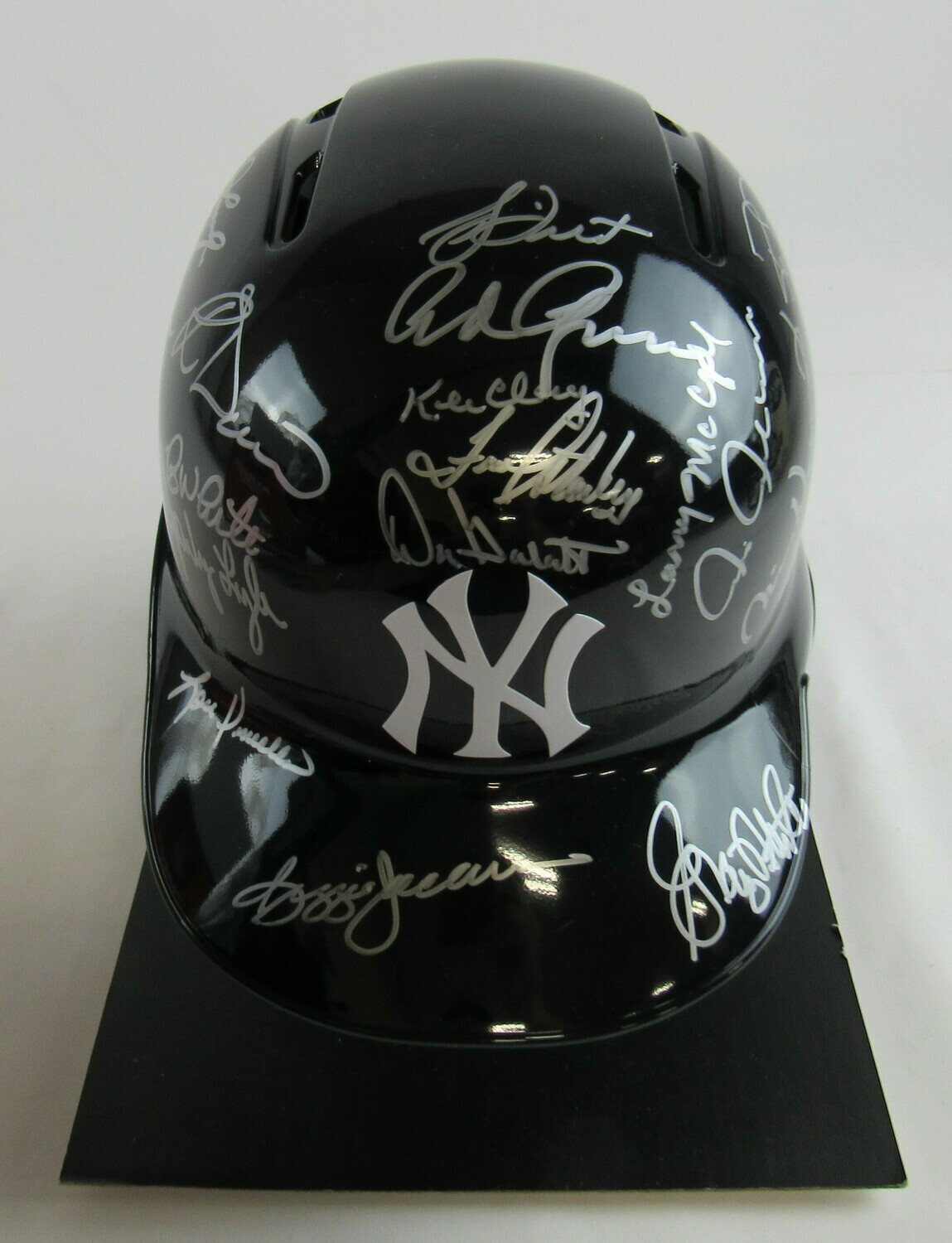 1978 Yankees Full-Size Batting Helmet Team-Signed by (21) with Reggie Jackson, Graig Nettles, Lou Piniella, Goose Gossage, Gary Thomasson (JSA COA) at PristineAuction.com 1978 Yankees Full-Size Batting Helmet Team-Signed by (21) with Reggie Jackson, Graig Nettles, Lou Piniella, Goose Gossage, Gary Thomasson (JSA COA) at PristineAuction.com