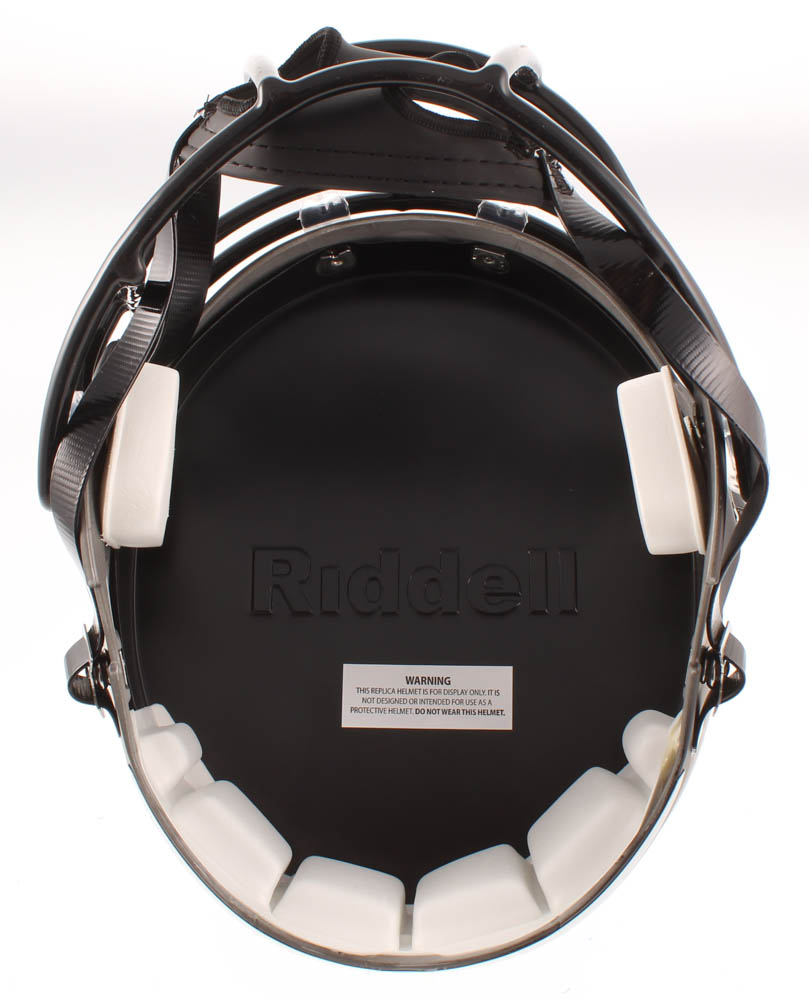 Earl Campbell Signed Oilers Full-Size Matte Black Speed Helmet Inscribed "HOF 91" (Beckett COA) at PristineAuction.com Earl Campbell Signed Oilers Full-Size Matte Black Speed Helmet Inscribed "HOF 91" (Beckett COA) at PristineAuction.com