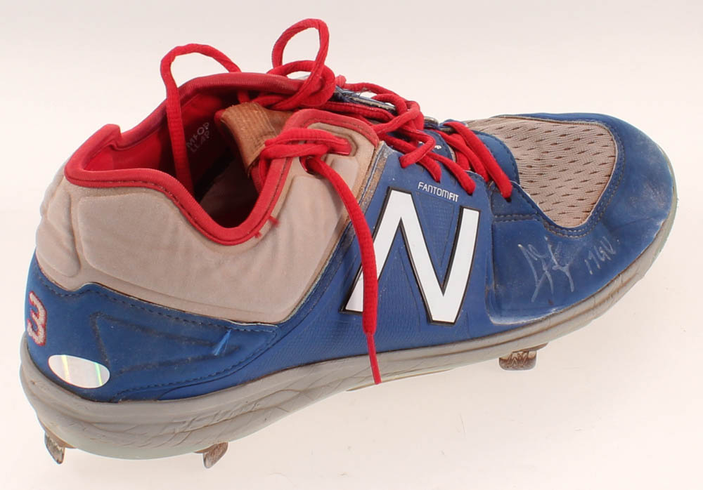 Chris Taylor Signed Pair of Game-Used New Balance Baseball Cleats Inscribed "17GU" (LOJO Hologram) at PristineAuction.com Chris Taylor Signed Pair of Game-Used New Balance Baseball Cleats Inscribed "17GU" (LOJO Hologram) at PristineAuction.com