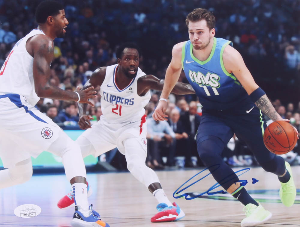 Luka Doncic Signed Mavericks 8x11 Photo (JSA COA) at PristineAuction.com Luka Doncic Signed Mavericks 8x11 Photo (JSA COA) at PristineAuction.com