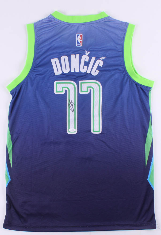 Luka Doncic Signed Mavericks Jersey (JSA COA) at PristineAuction.com Luka Doncic Signed Mavericks Jersey (JSA COA) at PristineAuction.com