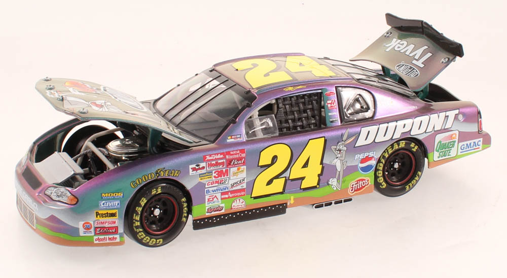 Jeff Gordon LE #24 Dupont 2000 Chevrolet Monte Carlo 1:24 Scale Die Cast Car at PristineAuction.com Jeff Gordon LE #24 Dupont 2000 Chevrolet Monte Carlo 1:24 Scale Die Cast Car at PristineAuction.com