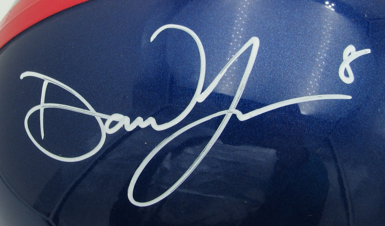 Daniel Jones Signed Giants Full-Size Helmet (Beckett COA) at PristineAuction.com Daniel Jones Signed Giants Full-Size Helmet (Beckett COA) at PristineAuction.com