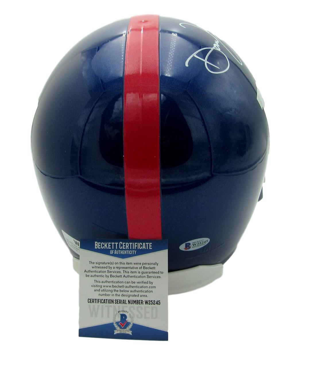 Daniel Jones Signed Giants Full-Size Helmet (Beckett COA) at PristineAuction.com Daniel Jones Signed Giants Full-Size Helmet (Beckett COA) at PristineAuction.com