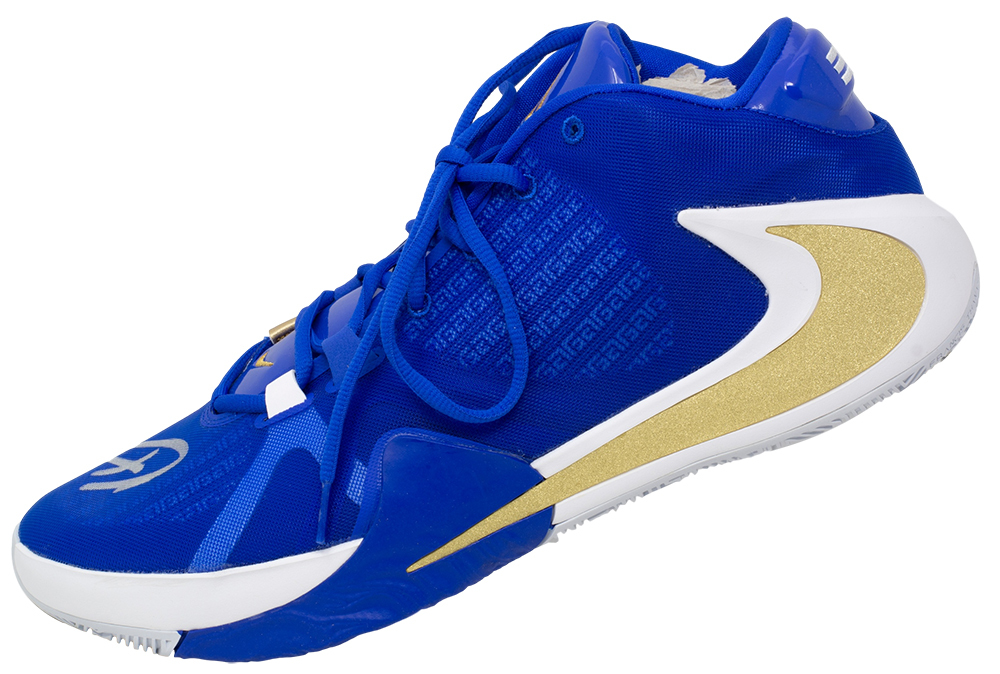Giannis Antetokounmpo Signed Nike Zoom Freak 1 Basketball Shoe (JSA COA) at PristineAuction.com Giannis Antetokounmpo Signed Nike Zoom Freak 1 Basketball Shoe (JSA COA) at PristineAuction.com