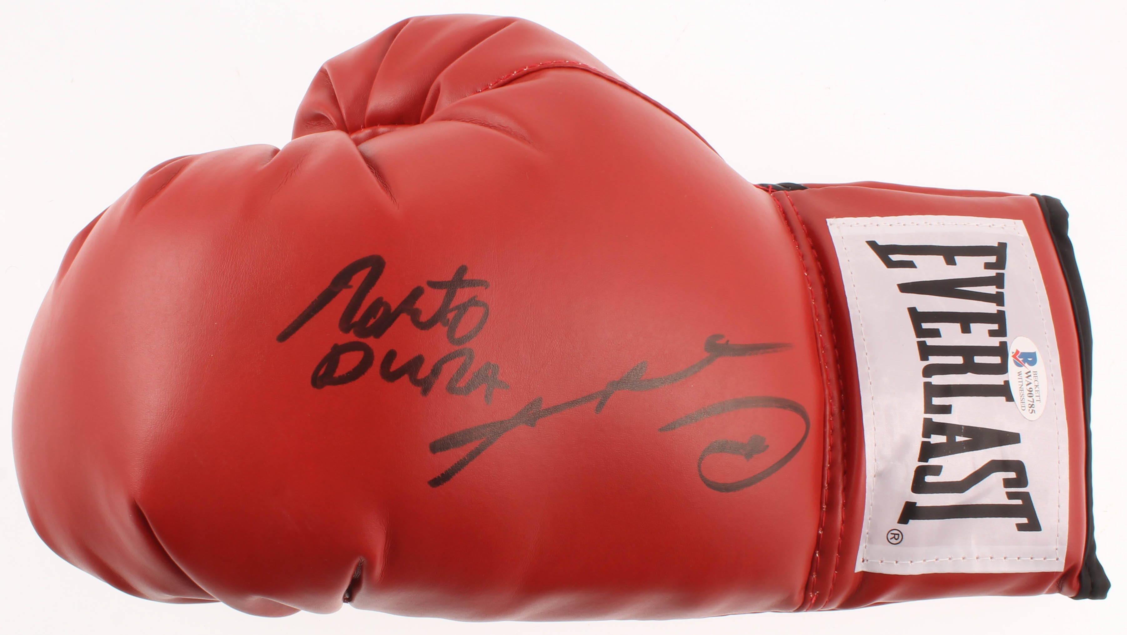 Roberto Duran & Sugar Ray Leonard Signed Everlast Boxing Glove (Beckett COA) at PristineAuction.com Roberto Duran & Sugar Ray Leonard Signed Everlast Boxing Glove (Beckett COA) at PristineAuction.com