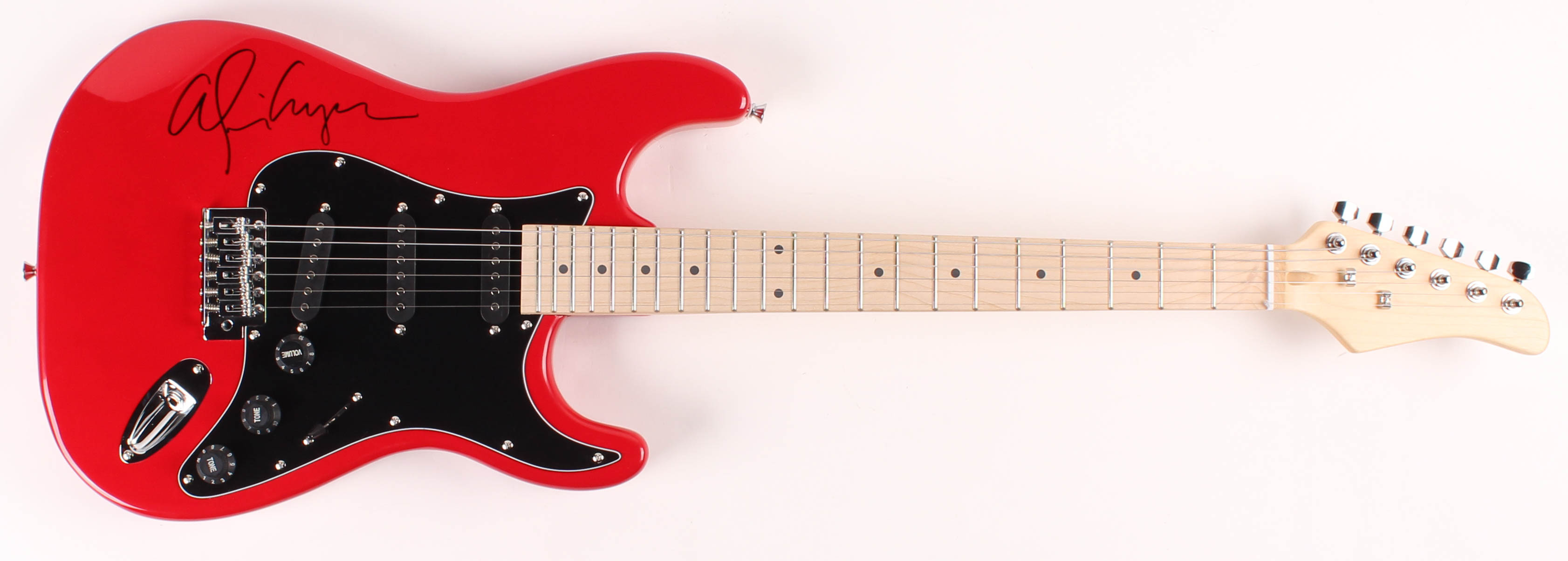 Alice Cooper Signed Full-Size Electric Guitar (JSA COA) at PristineAuction.com Alice Cooper Signed Full-Size Electric Guitar (JSA COA) at PristineAuction.com