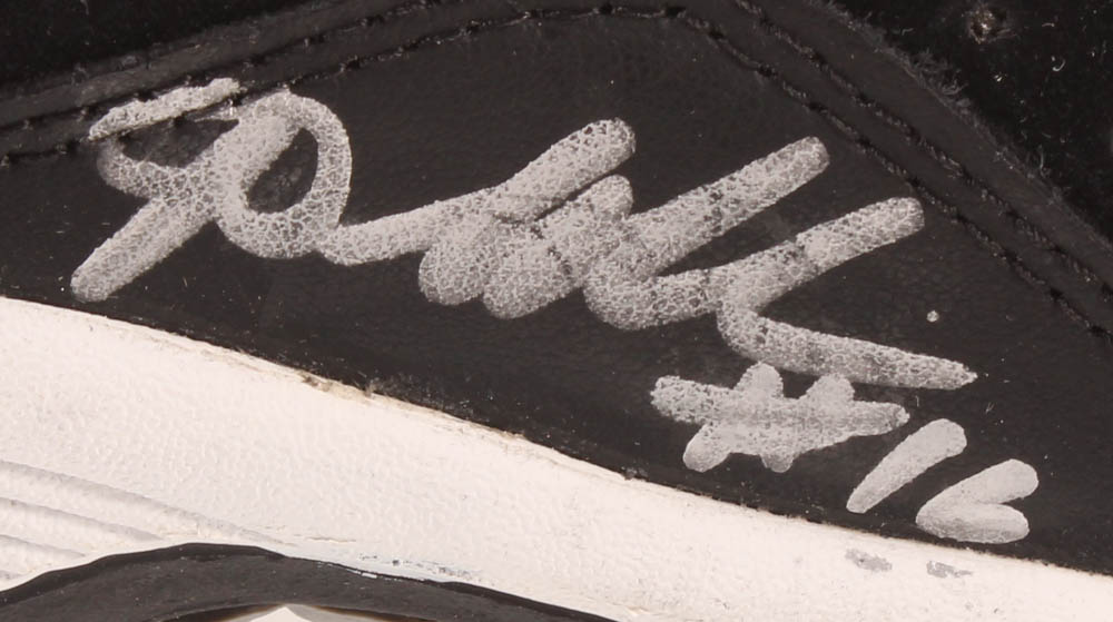 Denard Robinson Signed Pony Football Cleat (Beckett COA) at PristineAuction.com Denard Robinson Signed Pony Football Cleat (Beckett COA) at PristineAuction.com