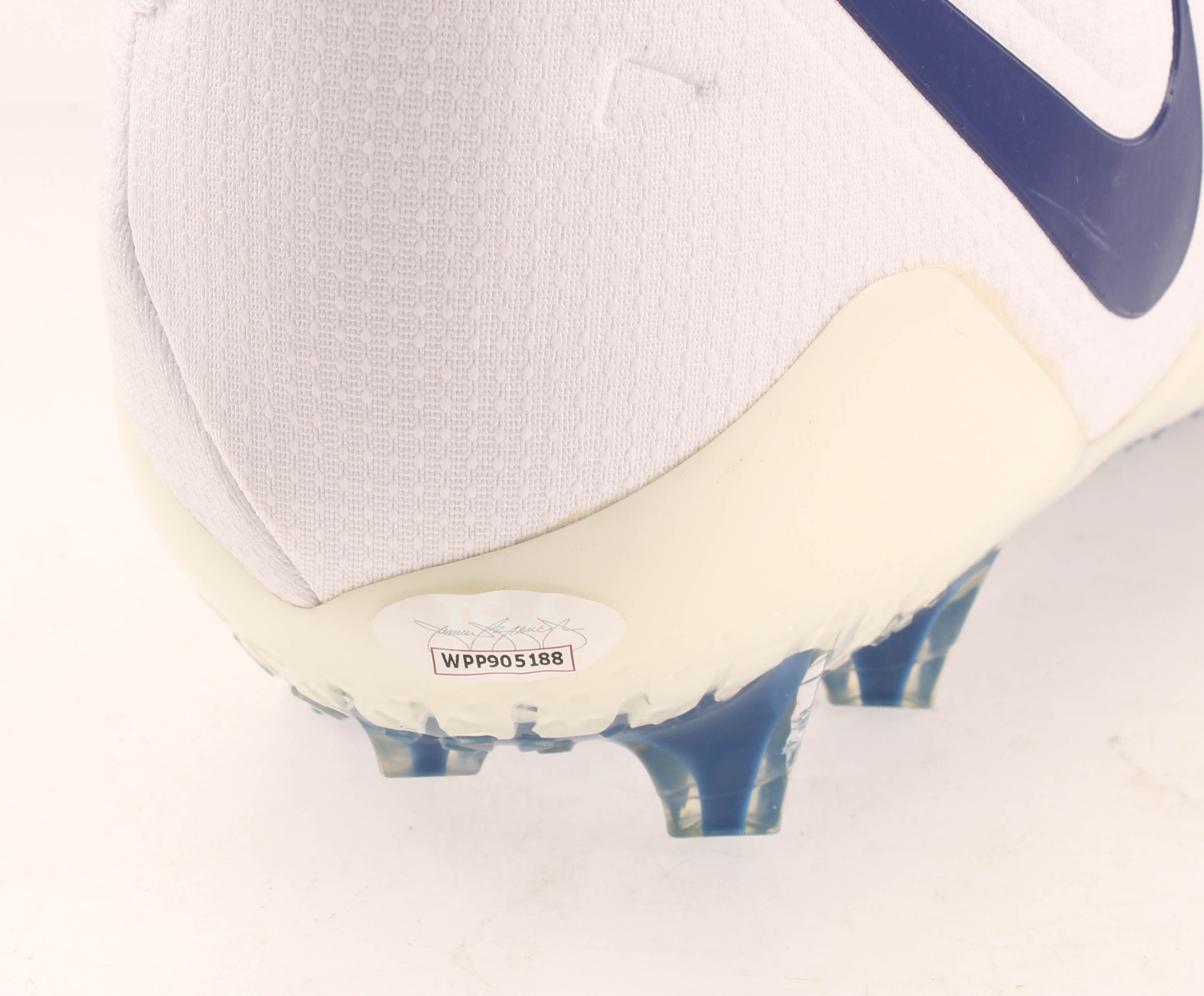 Noah Fant Signed Nike Football Cleat (JSA COA) at PristineAuction.com Noah Fant Signed Nike Football Cleat (JSA COA) at PristineAuction.com