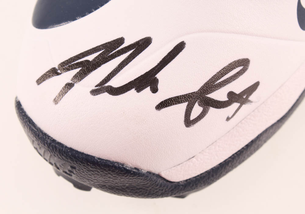 Noah Fant Signed Nike Football Cleat (JSA COA) at PristineAuction.com Noah Fant Signed Nike Football Cleat (JSA COA) at PristineAuction.com