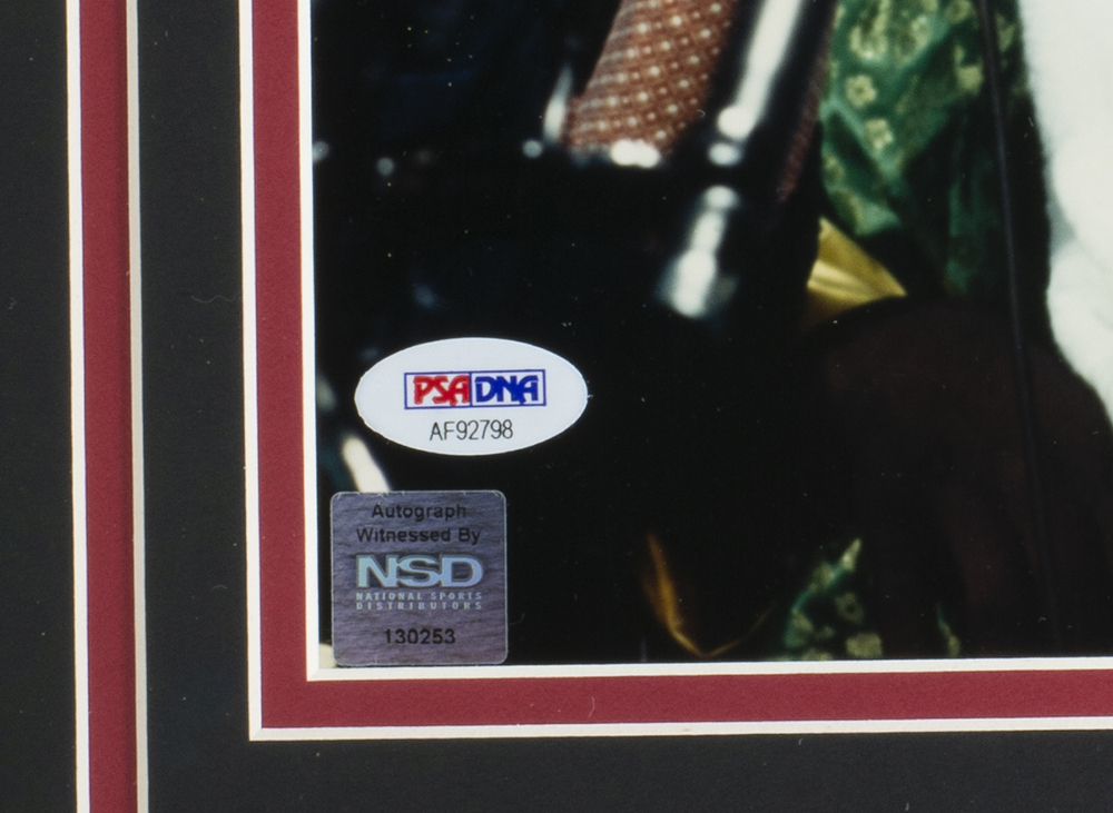 Joe Frazier Signed 11x14 Custom Framed Photo (PSA COA) at PristineAuction.com Joe Frazier Signed 11x14 Custom Framed Photo (PSA COA) at PristineAuction.com