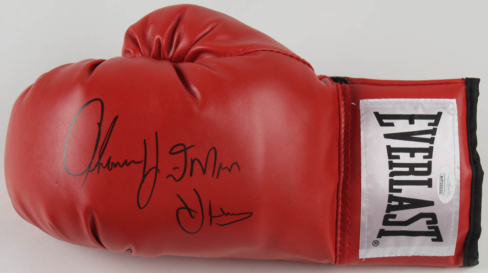 Thomas "Hitman" Hearns Signed Everlast Boxing Glove (JSA COA) at PristineAuction.com Thomas "Hitman" Hearns Signed Everlast Boxing Glove (JSA COA) at PristineAuction.com