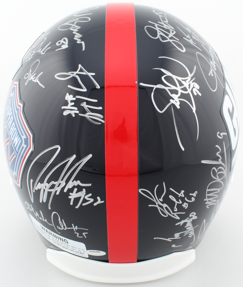 Giants Super Bowl XXI & XXV Champions Full-Size Helmet Team-Signed by (28) with Phil Simms, Lawrence Taylor, Jeff Hostetler, Mark Bavaro (Schwartz COA) at PristineAuction.com Giants Super Bowl XXI & XXV Champions Full-Size Helmet Team-Signed by (28) with Phil Simms, Lawrence Taylor, Jeff Hostetler, Mark Bavaro (Schwartz COA) at PristineAuction.com
