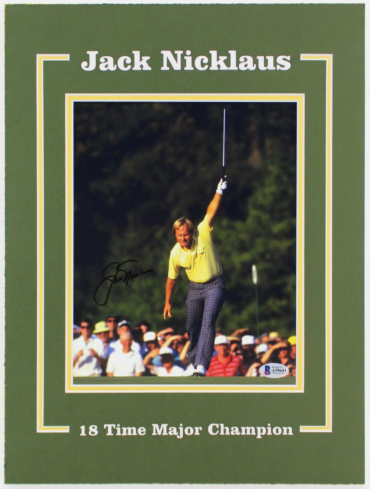 Jack Nicklaus Signed 12x16 Custom Matted Photo (Beckett LOA) at PristineAuction.com Jack Nicklaus Signed 12x16 Custom Matted Photo (Beckett LOA) at PristineAuction.com